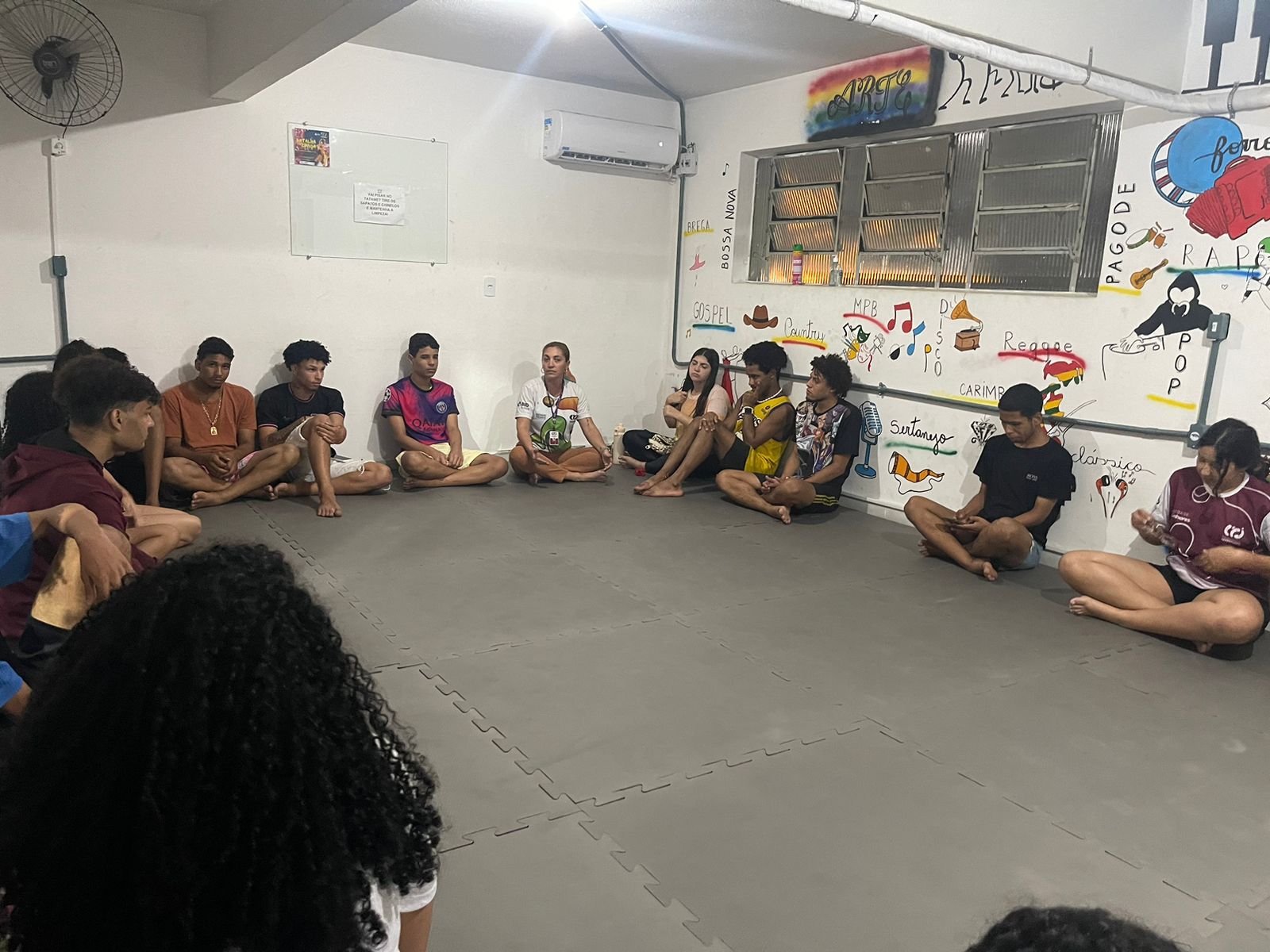 roda de conversa CRJ